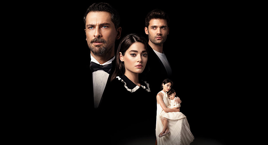 مسلسل غريب في المرآة الحلقة 1